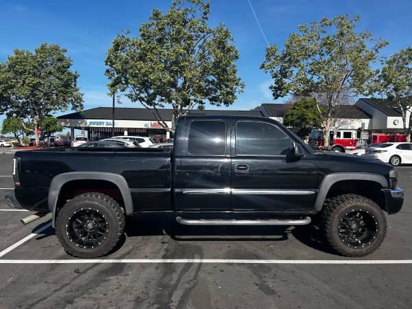 GMC 1