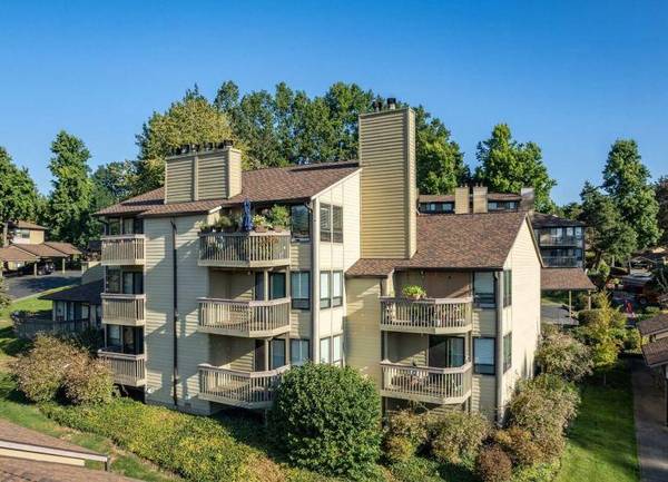 $1,981 / 2br - 898ft2 - Parkridge Perfection  Spacious 2Bedroom Ready for You! (Mountain Park Neighborhood)63777384679299120