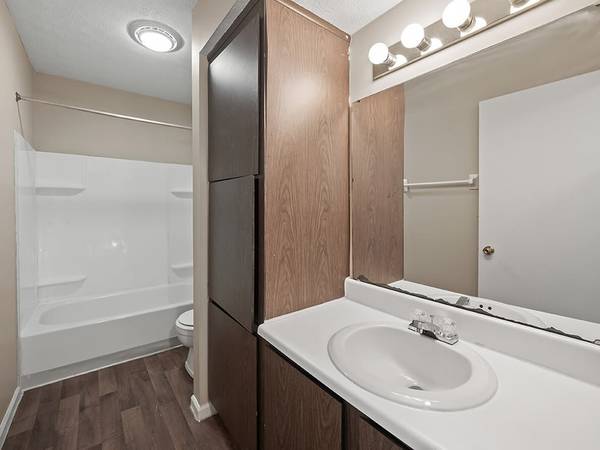 $1,410 / 3br - 1220ft2 - Playground, 3/bd, Located in Newark (McMillen Woods)63615786471041123