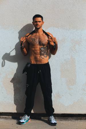 Personal Trainer~~Lose Fat~~Gain Confidence~~Gain Muscle 1