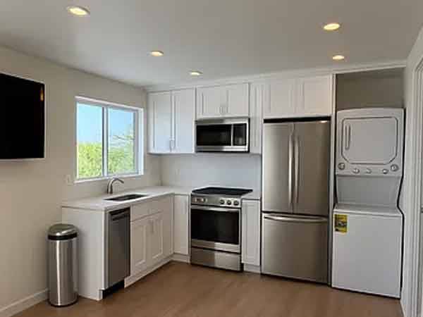 $800 / 1br - 380ft2 - 💖Available Now 1 bed / 1 bath back house🌸 (San Diego, CA)63701605471873123
