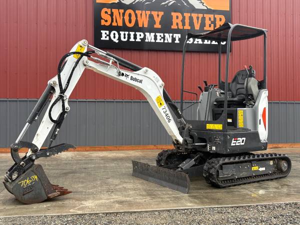 Bobcat E20 Mini Excavator with Warranty!!! 1