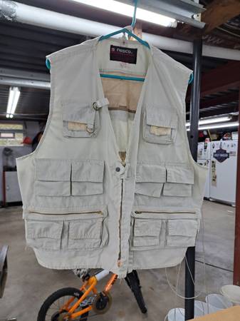 Fishing Vest 1