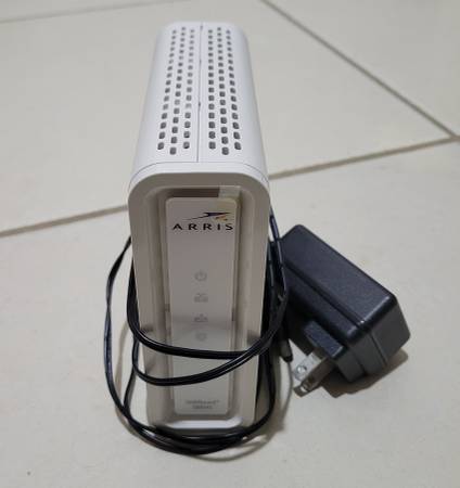 Arris Surfboard SB6141 Docsis 3.0 modem 1