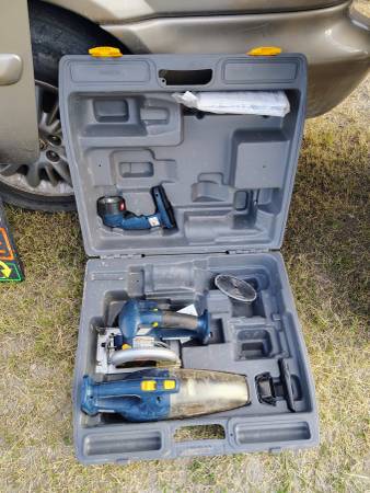 Ryobi skillsaw power tools( read description) 1