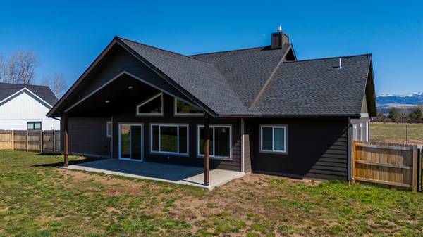 $675,000 / 3br - 2041ft2 - REDUCED! Florence 1 Level Home (5389 High Meadow Drive)63656975741827121