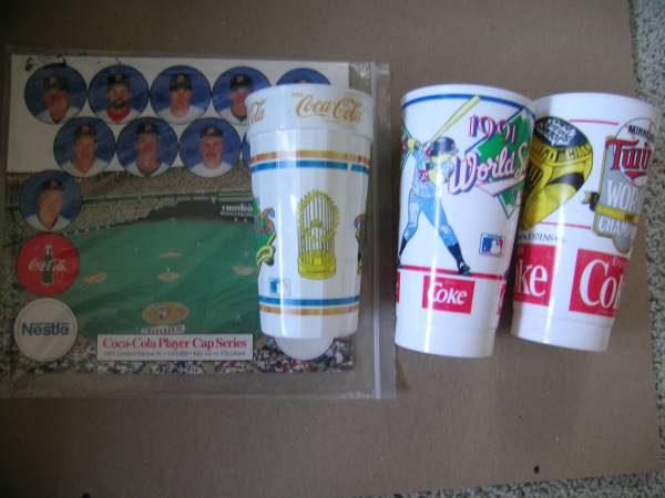 Minnesota Twins Coca Cola Cap Series Sheet and Cups 1