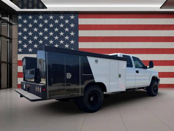 2006 Chevrolet Silverado 3500 Extended - Photo 5