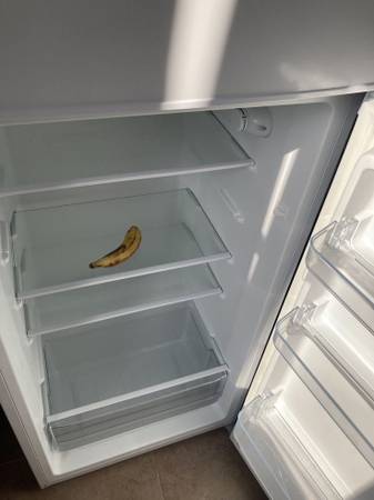 Whirlpool compact refrigerator for sale 1