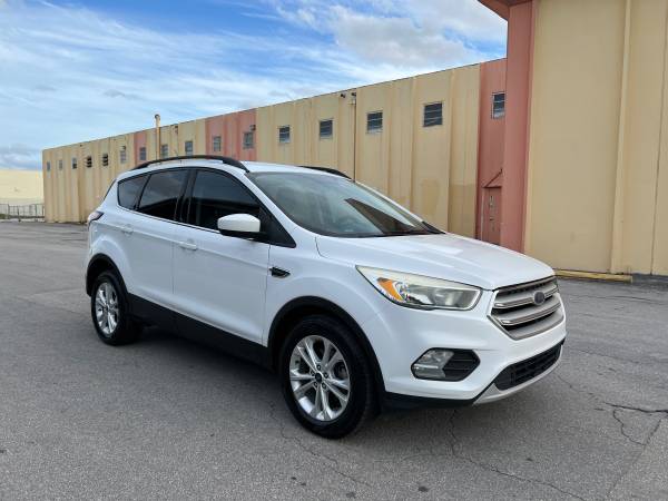 2018 Ford Escape SE - $4,900 (Miami)63470425678977122