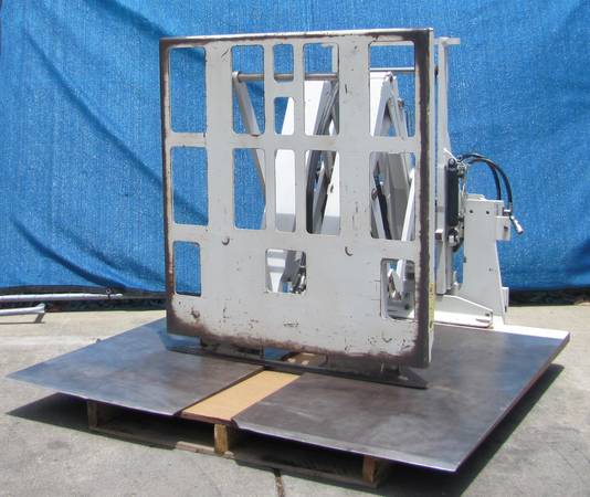 Cascade Hydraulic Push Pull Slipsheet Forklift Attacthment 61" x 28" F 1
