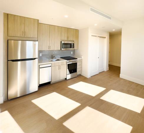 $3,500 / 1br - OPEN HOUSE MONDAY-FRIDAY 8:30AM-5PM AND SATURDAY 1PM-4PM (Georgetown)63896393997058124