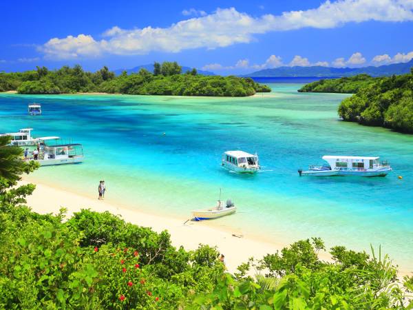 Hiring for Taiwanese or Hongkong National to work at Ishigaki Island 1