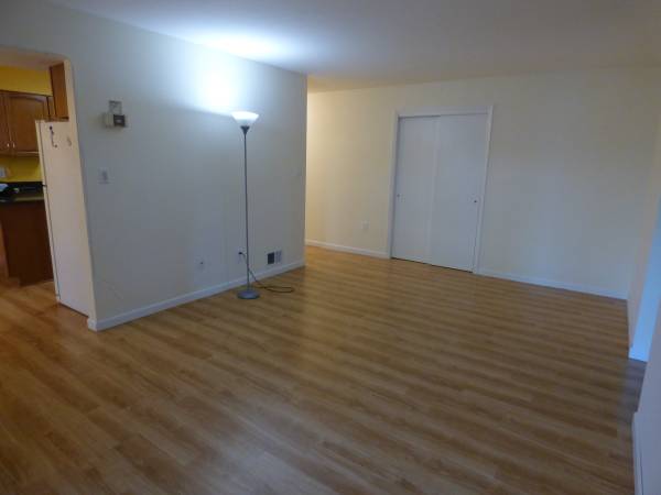 $2,500 / 2br - 1100ft2 - 2B2B condo for rent in Iselin, $2500 (Iselin)63676380840323120