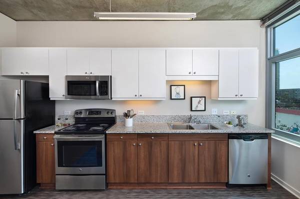 $2,797 / 2br - 852ft2 - Taquillas para paquetes, estacionamiento subterráneo con acceso controlado, lavadora/secadora (Centro, East Village, Gaslamp)63663872195073120