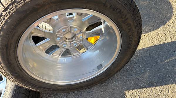 2024 20 inch CHEVY RIMS AND TIRES , 6 lug - $1,400 (Auburn)63470088605569124