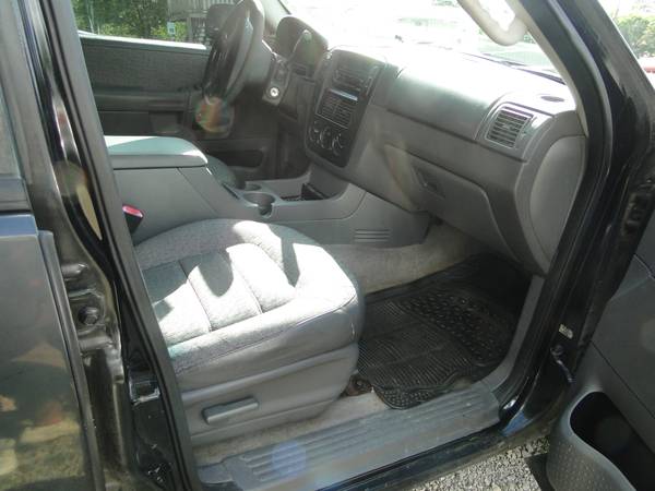 02 Ford Explorer XLS 865-984-0052 - $1,500 (Maryville)63625105439873122
