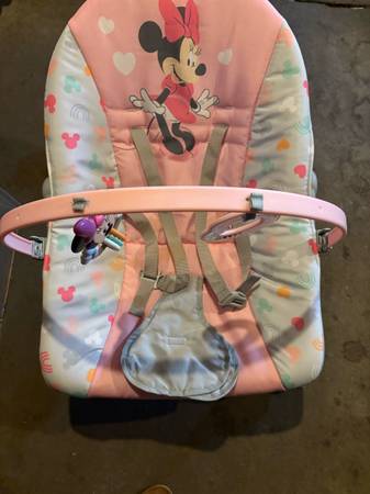 Minnie Mouse Infant To Rocker Chair 1