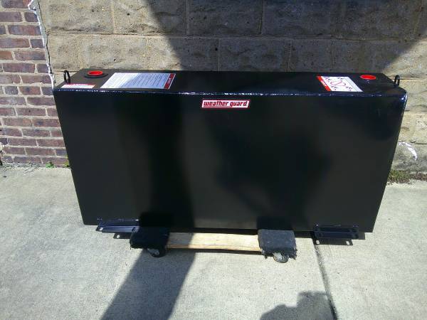 75 Gallon Liquid Transfer Tank Brand New Corner dinged          #Q 1