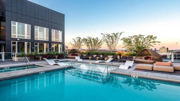 Rooftop Pool, Spa, Gym  Sky Deck - Tour Today! 1