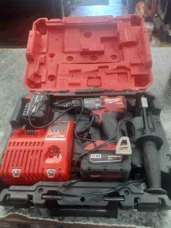 Milwaukee M18 Hammer Drill Kit 194506-1 1