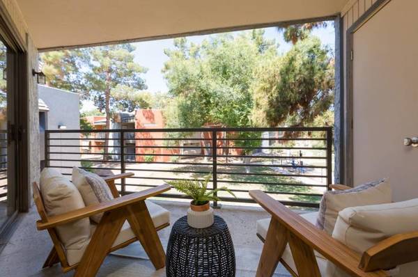 $1,601 / 2br - 1042ft2 - Gorgeous 2 BR/2 BA Home with Private Balcony, Apply Now!64024995367170124