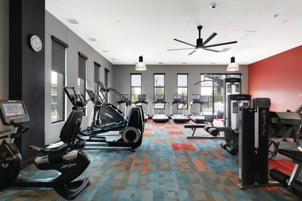 $1,359 / 1br - 748ft2 - Traditional Style 1BR Apartment! Balcony and Pool! Available Today!! (Battle Creek)64003957354499122