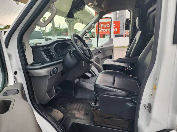 2022 Ford Transit 350 HD - Photo 8