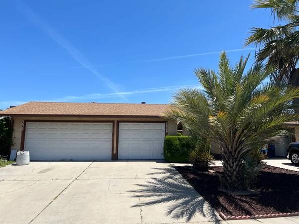 Spacious and Private 2B/1B Home 1