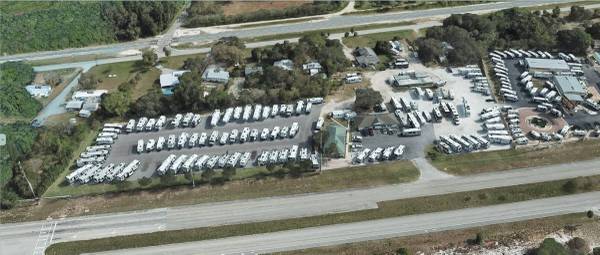 $10,000 SITIO PARA CONCESIONARIO DE AUTOS/CAMIONES - 4 ACRES PAVIMENTADOS CON EDIFICIO DE OFICINAS (Fort Pierce)63799881315331122