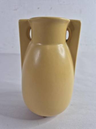 Stamped TECO Pottery Vase – 7″ Matte Glazed Yellow MID-CENTURY MODERN 1