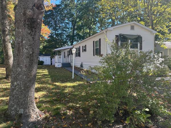 $190,000 / 2br - 1008ft2 - Beautiful Manufactured Home for Sale, Farmwood Village, Sun Community (Dover, NH)63986778515202120