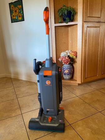 New Hoover Hushtone upright vacuum cleaner 1