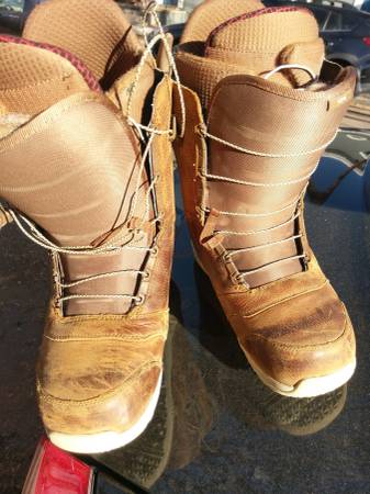 Burton Ion (brown leather) snowboard boots - mens size 11