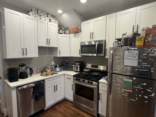 $6,400 / 4br - Mission Hill 4 Bed/2 Bath Apartment | Calumet St (Mission Hill)64034777279362120