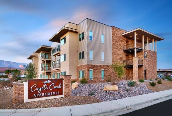 $1,599 / 2br - 1141ft2 - Parrilla, Lavadora/secadora de carga frontal de gran capacidad incluida, Wi-Fi, bañera/ducha (84780)63932587192963121