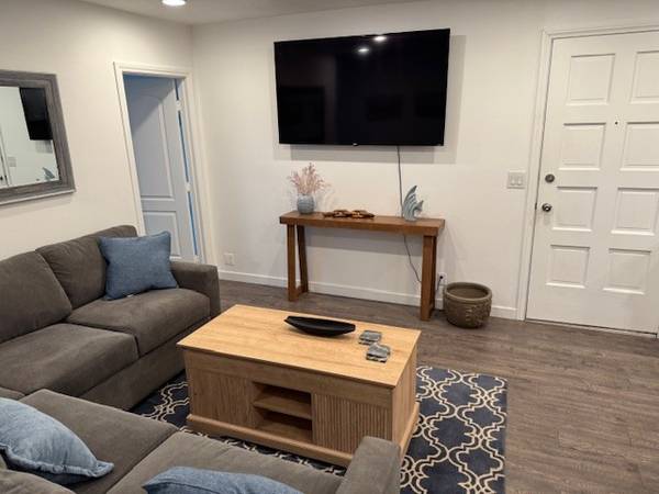 $4,500 / 3br - 1100ft2 - Unidad completamente amueblada de 3 habitaciones en Carlsbad Village (Carlsbad)63663837569153124