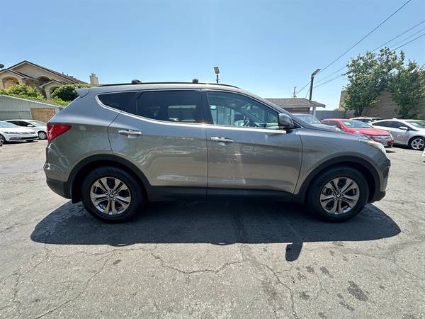2016 Hyundai SANTA FE Sport 2.4L Premium - $10,99563469616445315123