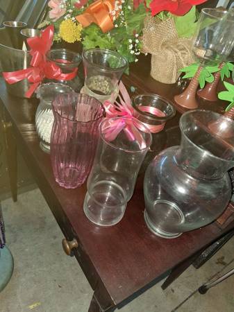 7 vases all 3 dollars 1