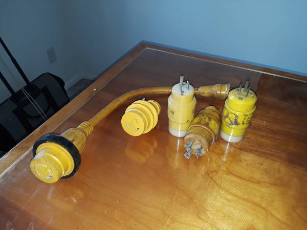 Marine Co. 30 AMP Male to 110 Electric Power Female 1