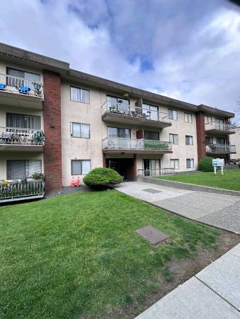 One bedroom + balcony/ New Westminster 1