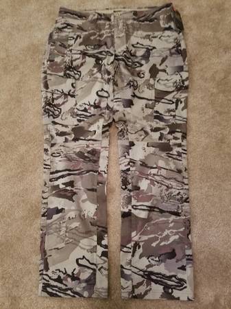 Pants Mens Khaki Under Armour 36 x 32 Tan Camouflage NEW 1