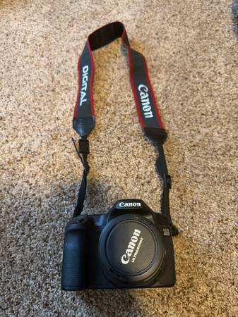 Canon EOS 40D DSLR Complete Camera Kit + 2 Lenses + Backpack 1