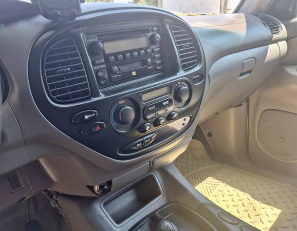 2001 Toyota Sequoia 4WD - $12,500 (dublin / pleasanton / livermore)63617802781057124