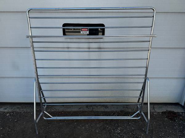 Rack for Sheet Goods Wrapping Paper / Ribbon Commercial Unit Christmas 1