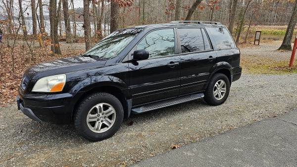 Price Reduced! Honda Pilot EX 2004 only 167k miles! - $3,900 (Burke)63616476811395129