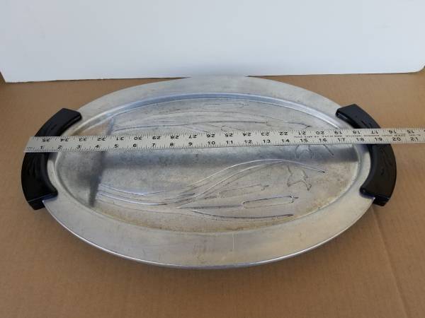 Vintage West Bend Aluminum Roaster Broiler Server Tray w/handles 1