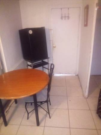 $800 / 1br - 200ft2 - Single Room In SFR. Safe Location!PRIVATE ENTRANCE! (Ft Pierce/Fort Pierce)63799857979779122