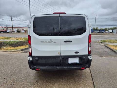 2018 Ford Transit , 150 - Photo 5