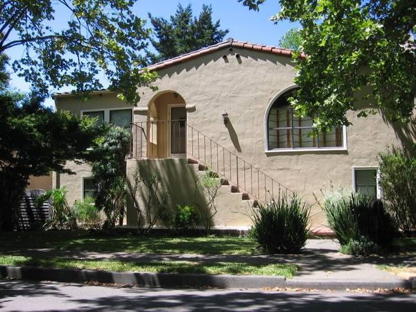 Hurry to this. ....Beautiful 1930's  House  Rarely Available 1